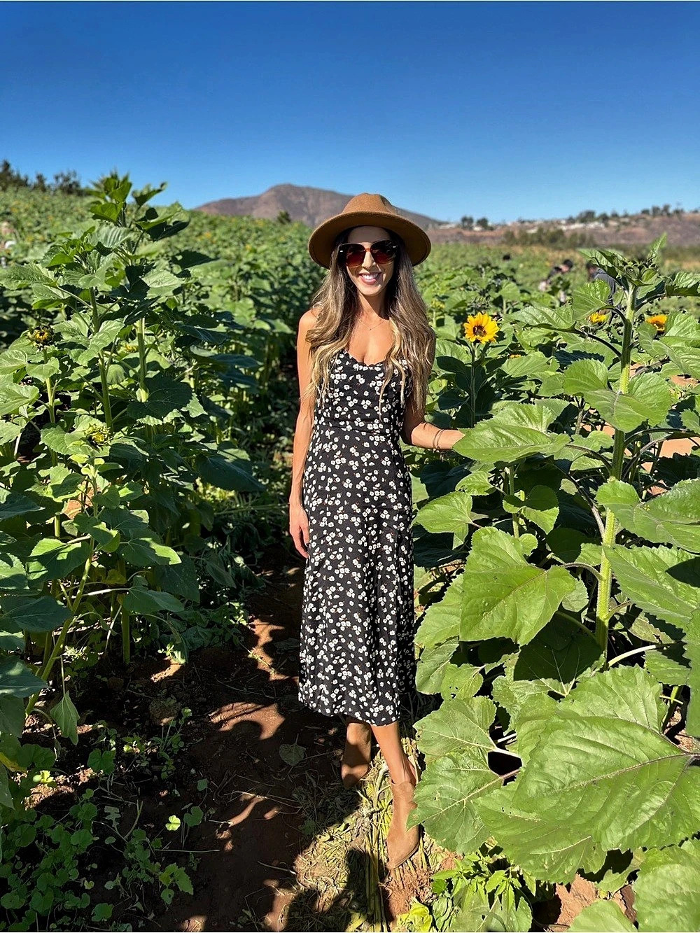 Audrey Fall Floral Midi Dress in Black & White
